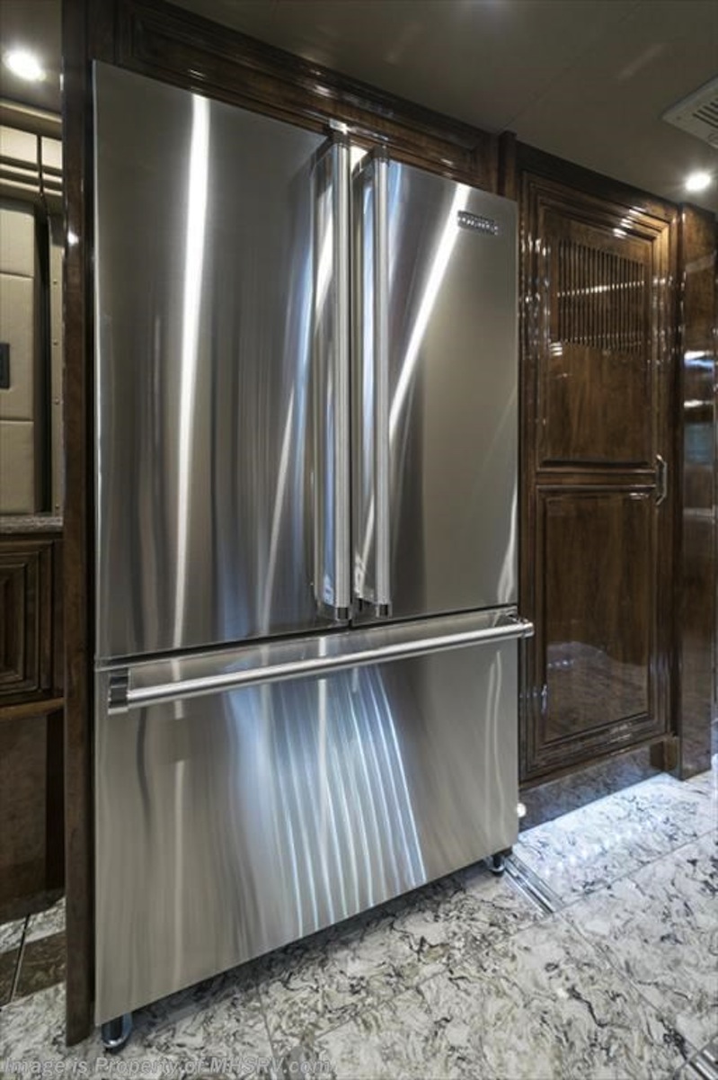 2016 Prevost Outlaw H3-45 For Sale