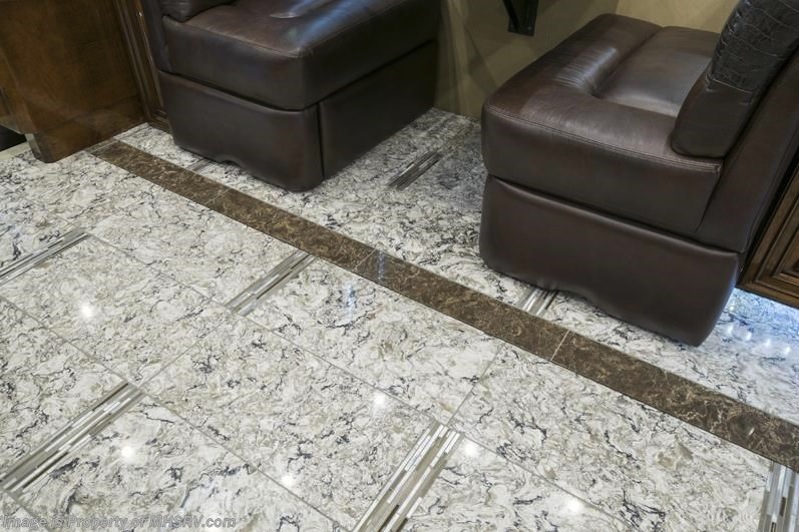 2016 Prevost Outlaw H3-45 For Sale