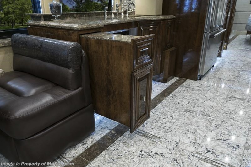 2016 Prevost Outlaw H3-45 For Sale