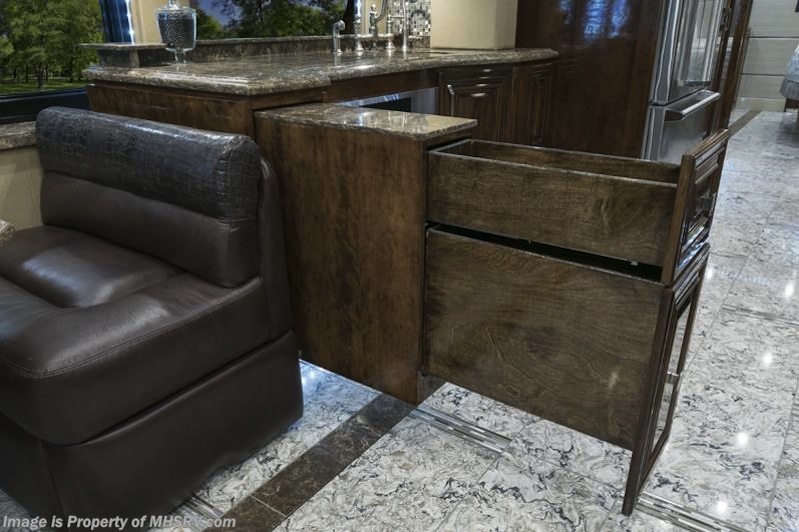 2016 Prevost Outlaw H3-45 For Sale