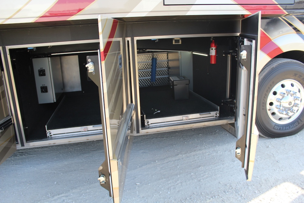 2016 Prevost Outlaw H3-45 For Sale