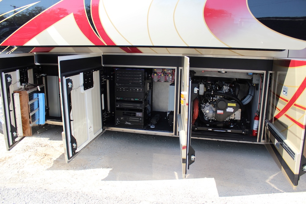 2016 Prevost Outlaw H3-45 For Sale