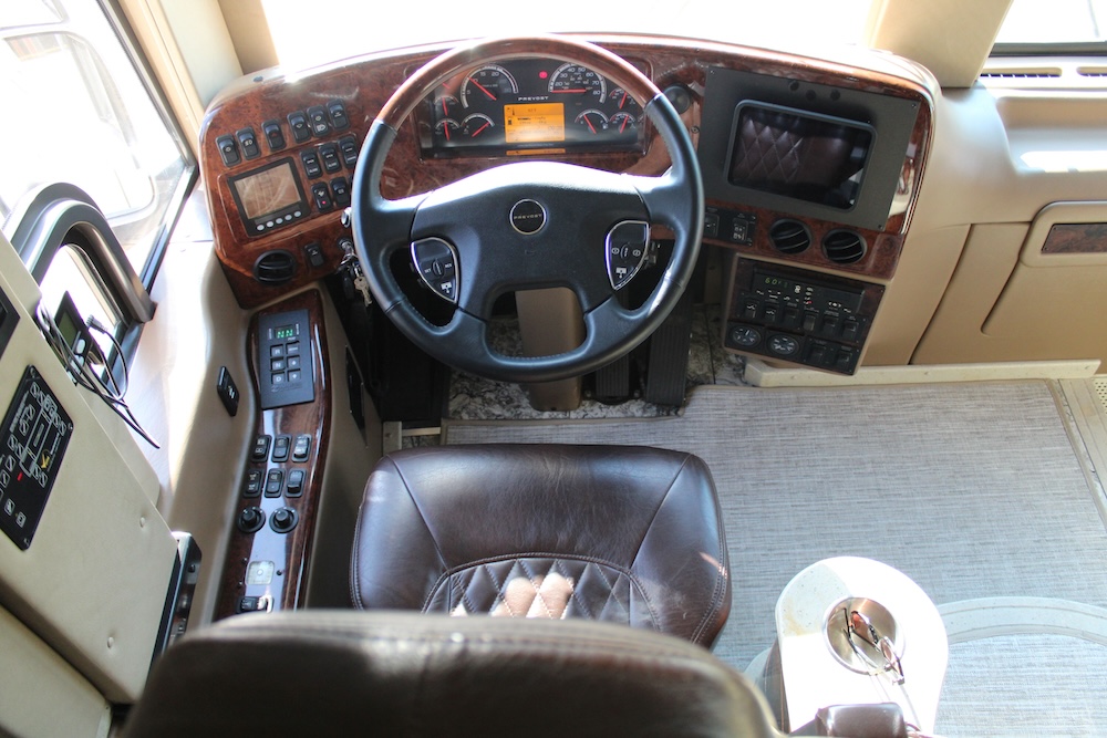 2016 Prevost Outlaw H3-45 For Sale