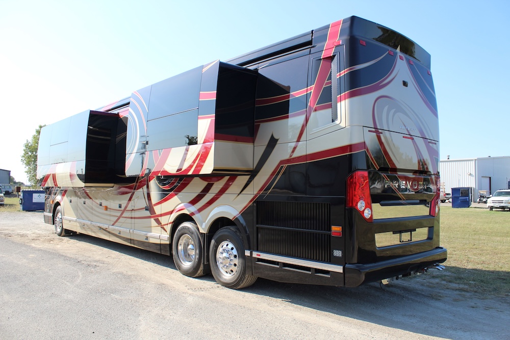 2016 Prevost Outlaw H3-45 For Sale