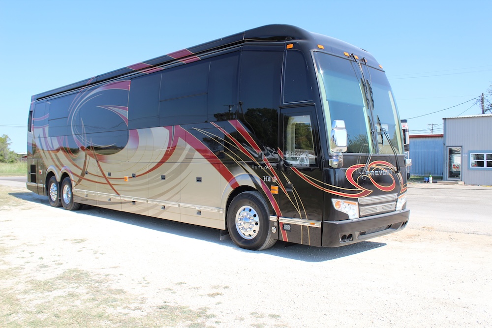 2016 Prevost Outlaw H3-45 For Sale