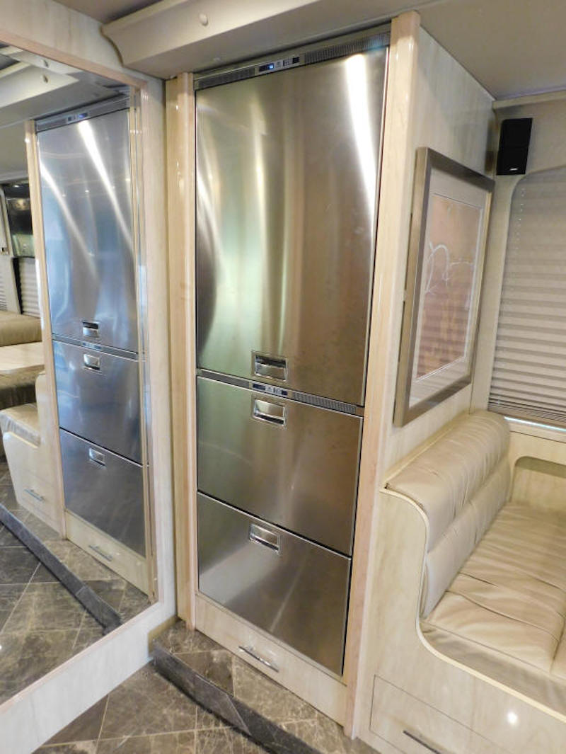 2016 Prevost Star H3-45 For Sale