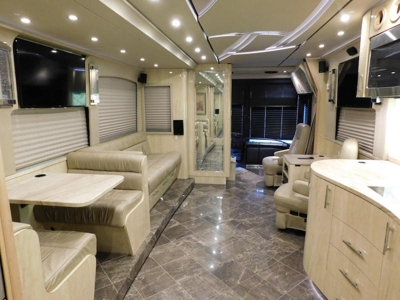 2016 Prevost Star H3-45 For Sale