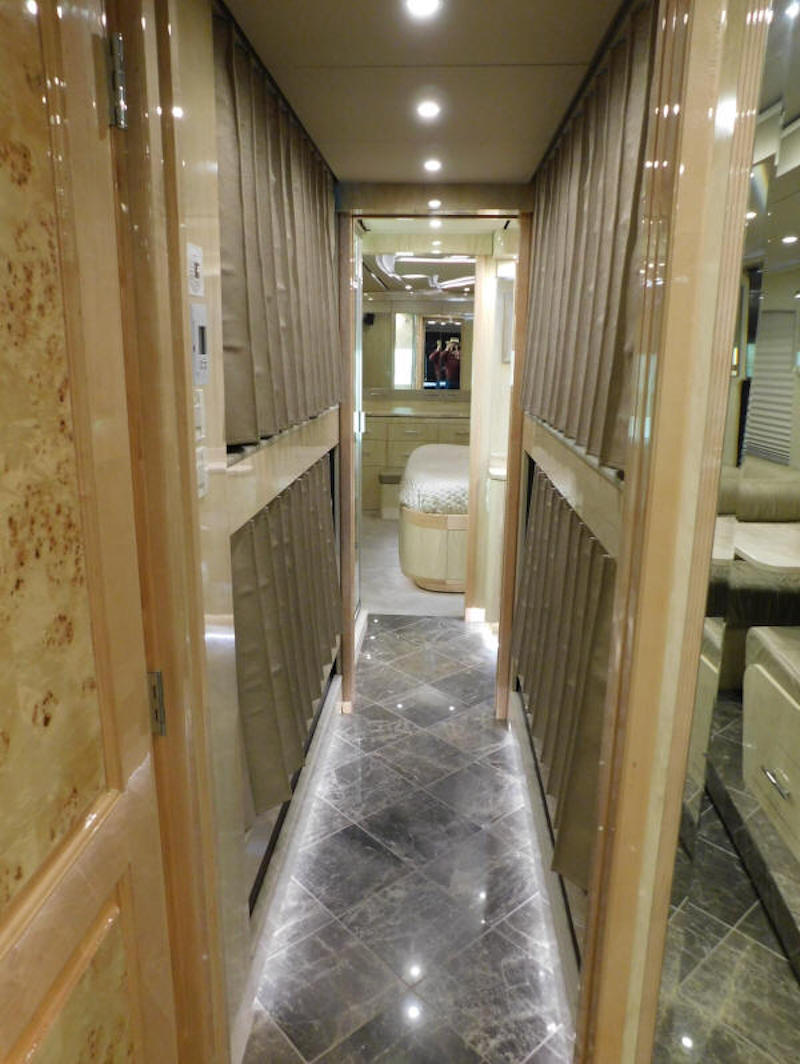 2016 Prevost Star H3-45 For Sale