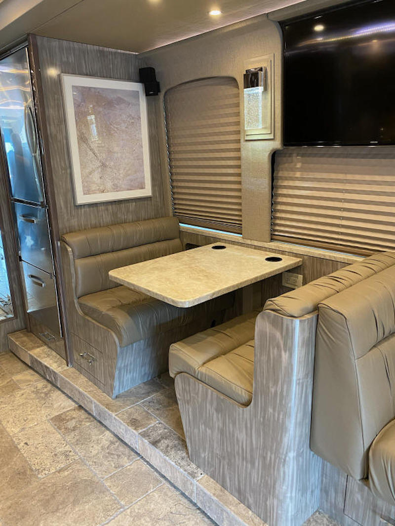2016 Prevost Star XLII For Sale