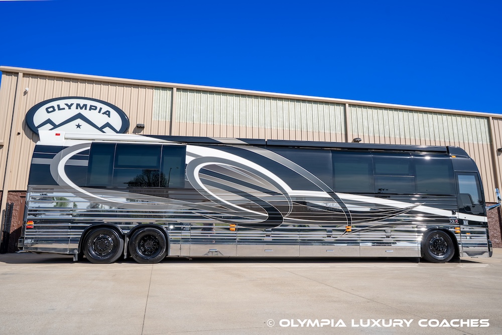 2017 Prevost Emerald X3 For Sale