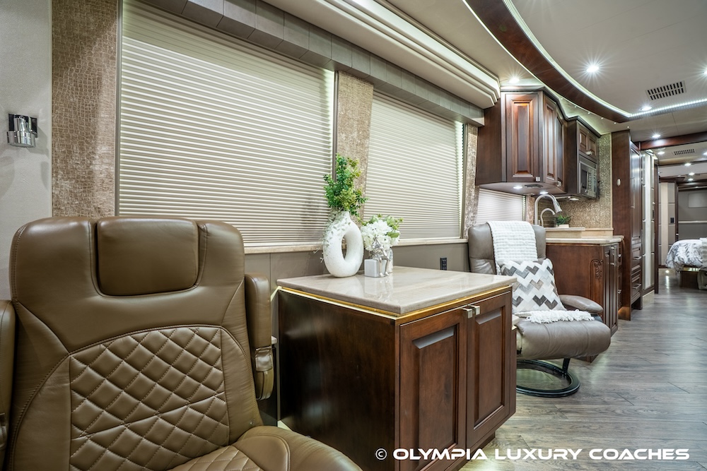 2017 Prevost Emerald X3 For Sale