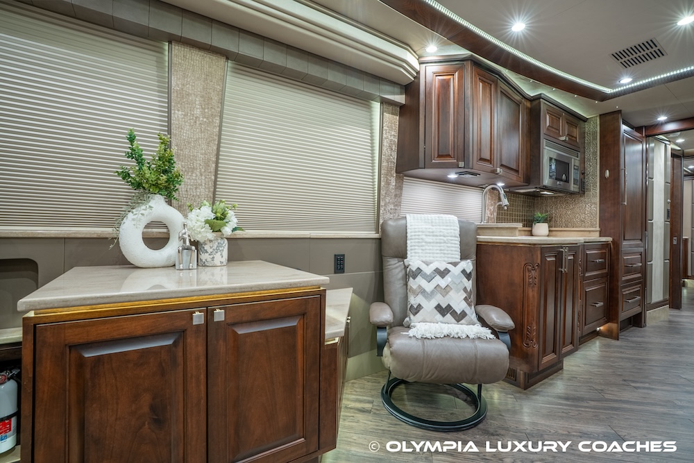 2017 Prevost Emerald X3 For Sale