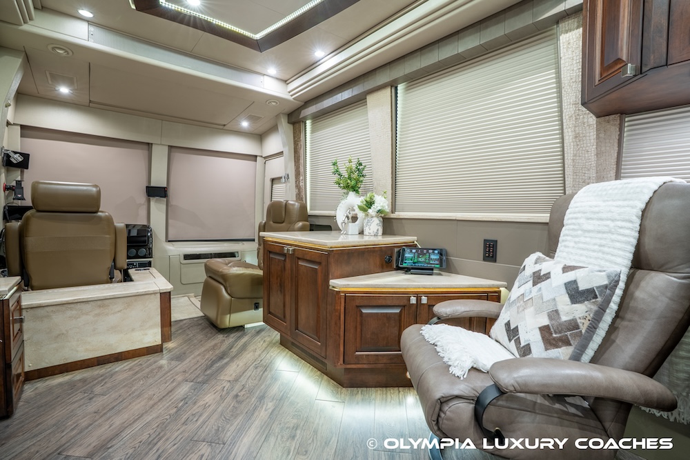 2017 Prevost Emerald X3 For Sale