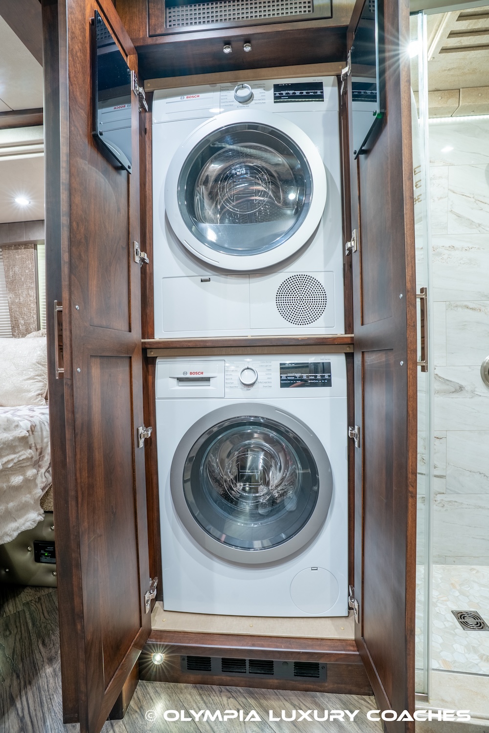 2017 Prevost Emerald X3 For Sale