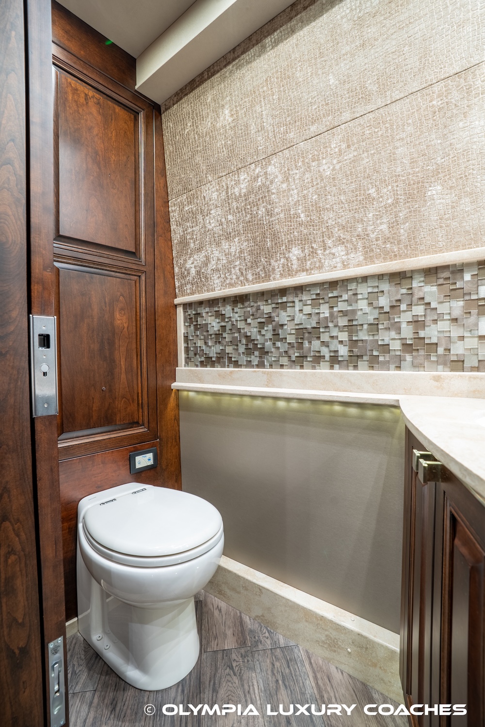 2017 Prevost Emerald X3 For Sale