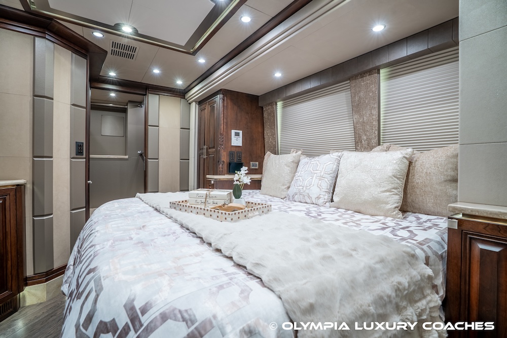 2017 Prevost Emerald X3 For Sale