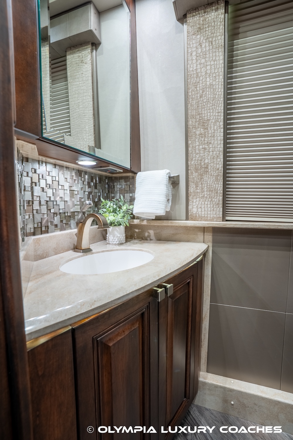 2017 Prevost Emerald X3 For Sale