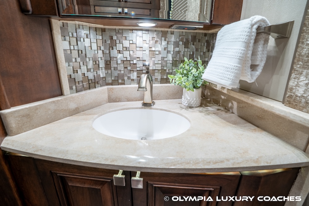 2017 Prevost Emerald X3 For Sale