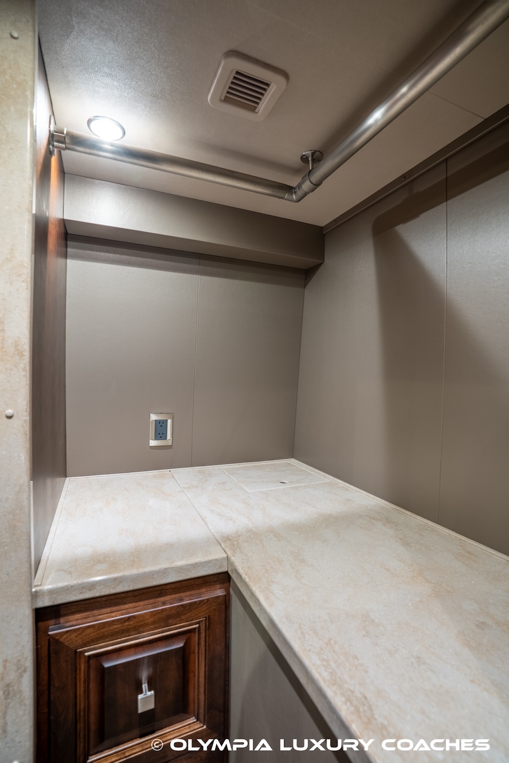 2017 Prevost Emerald X3 For Sale