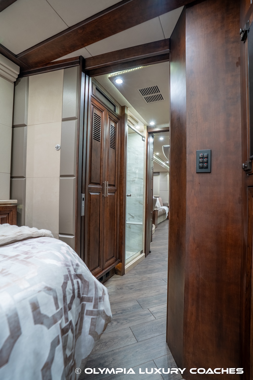 2017 Prevost Emerald X3 For Sale