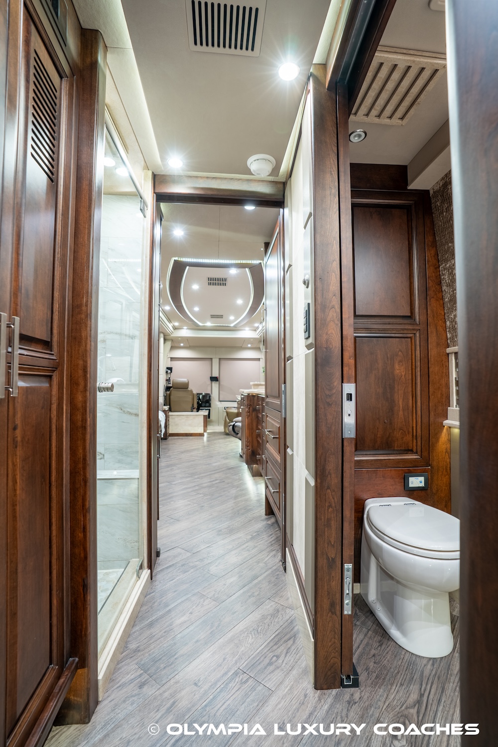 2017 Prevost Emerald X3 For Sale