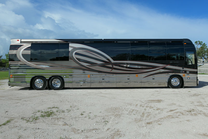 2017 Prevost Emerald X3For Sale