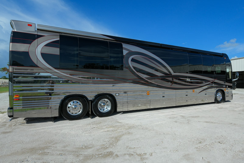 2017 Prevost Emerald X3For Sale