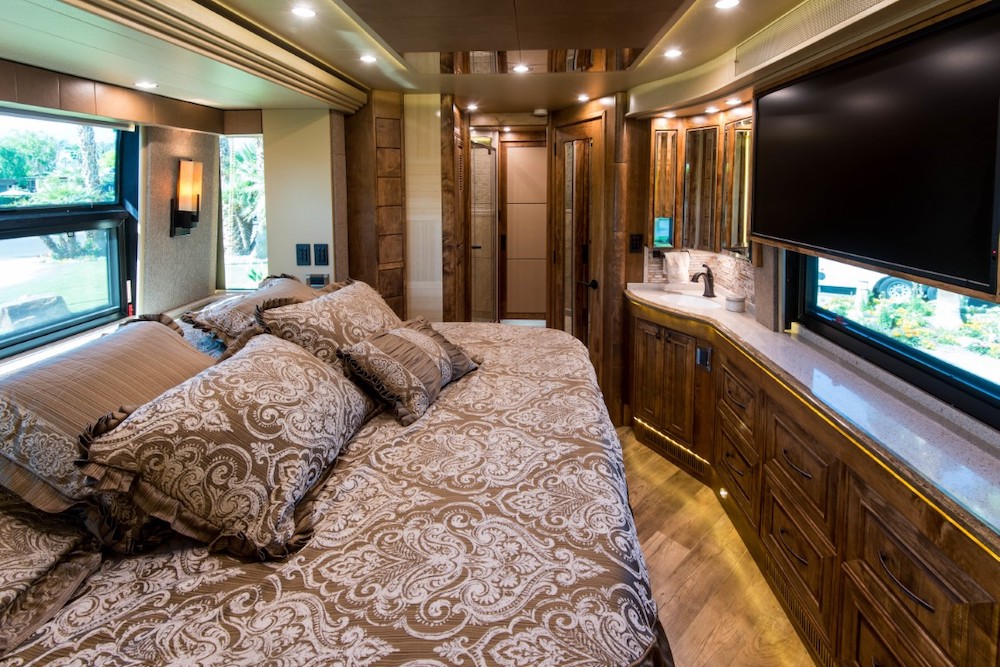 2017 Prevost Emerald X3 For Sale