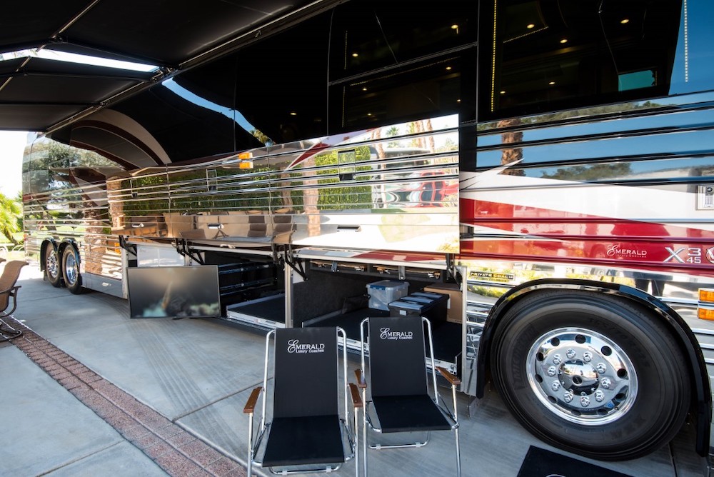 2017 Prevost Emerald X3 For Sale