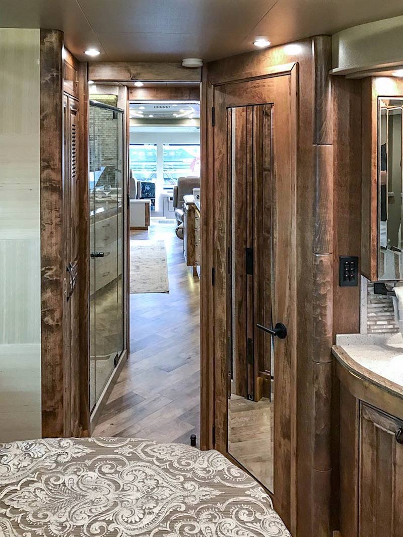 2017 Prevost Emerald X3 For Sale