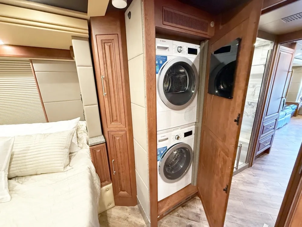 2017 Prevost Emerald X3 For Sale