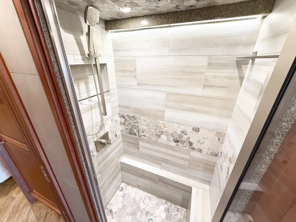 2017 Prevost Emerald X3 For Sale