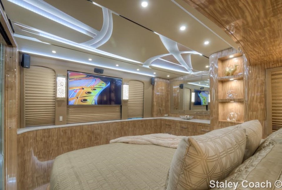 Motorcoach For Sale >> 2017 Prevost Florida Coach X3Double Slide # 46017 Motorcoach For Sale >> 2017 Prevost Florida Coach X3Double Slide # 46017