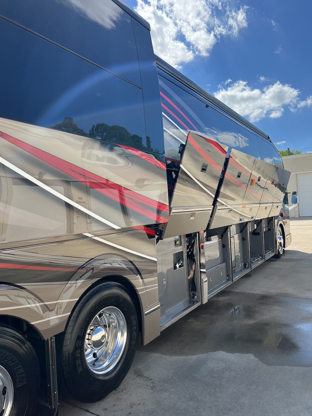 2017 Prevost Liberty H3-45 For Sale