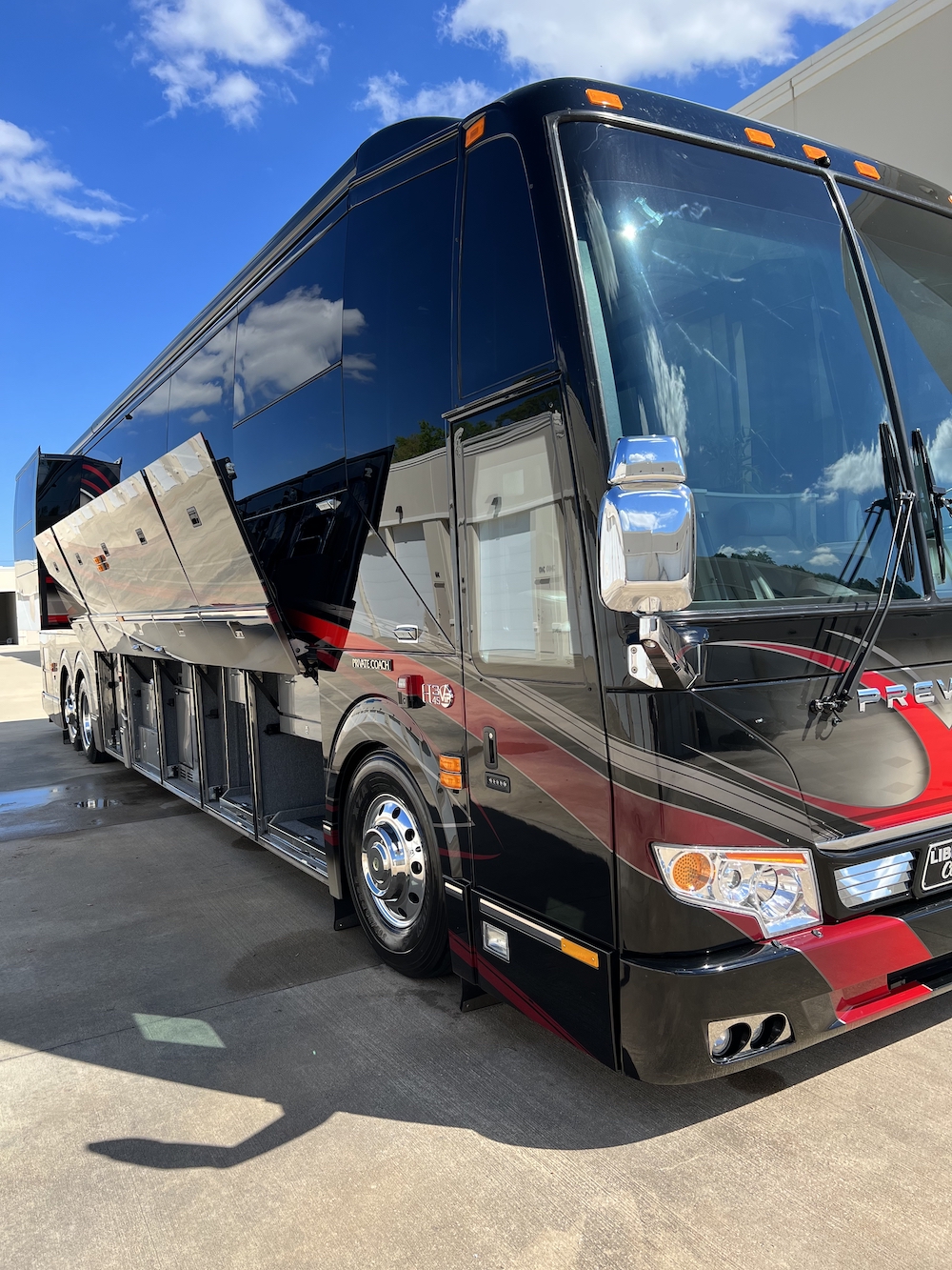 2017 Prevost Liberty H3-45 For Sale
