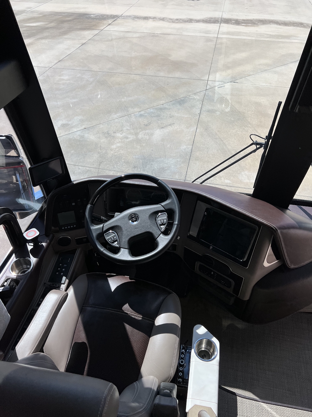 2017 Prevost Liberty H3-45 For Sale