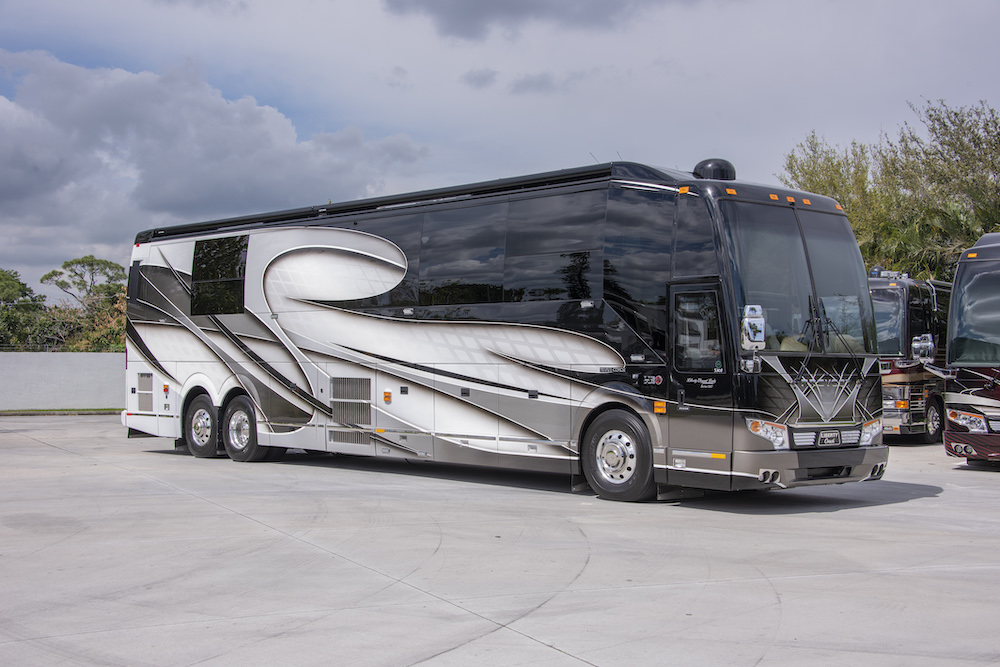 2017 Prevost Liberty H3-45 For Sale