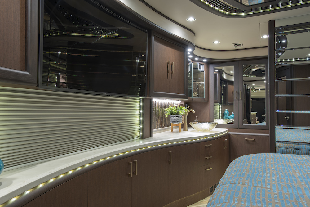 2017 Prevost Liberty H3-45 For Sale