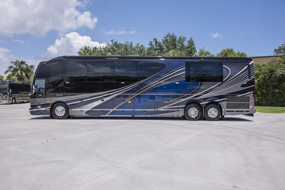 2017 Prevost Liberty H3-45 For Sale