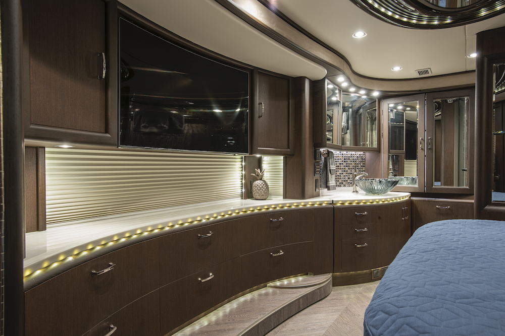 2017 Prevost Liberty H3-45 For Sale