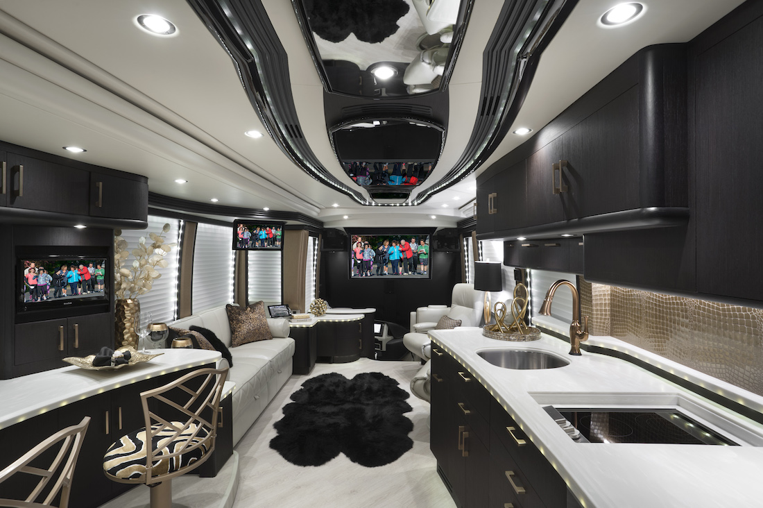 2017 Prevost Liberty H3-45 For Sale