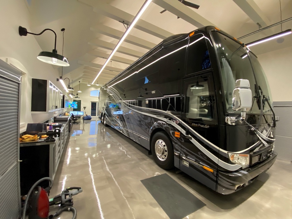 2017 Prevost Liberty H3-45 For Sale