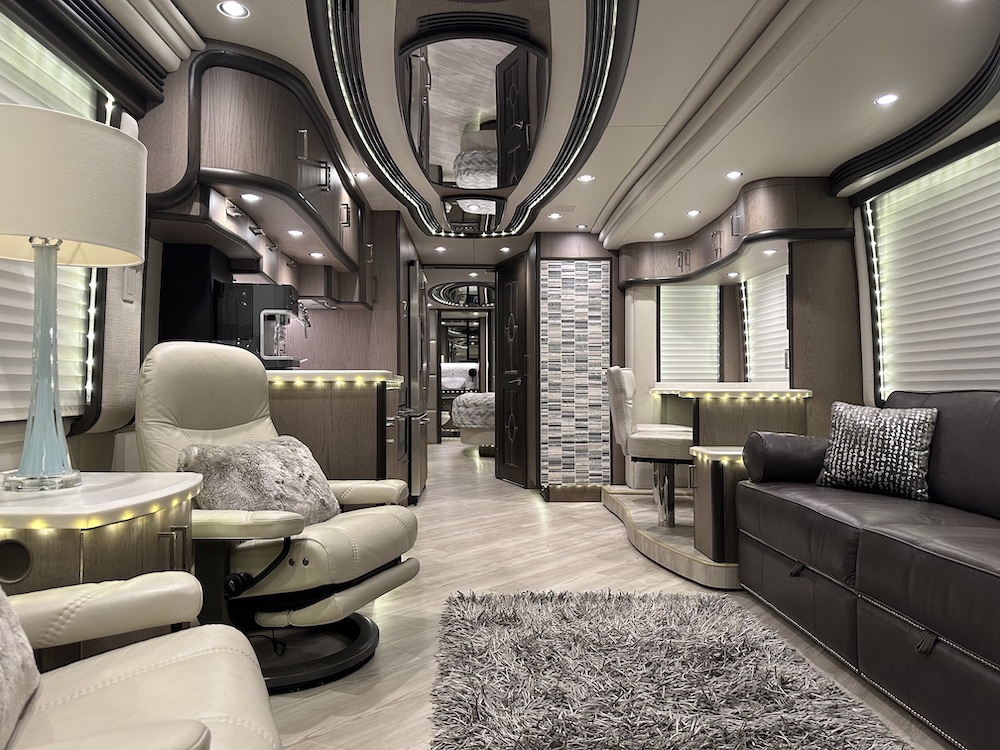 2017 Prevost Liberty H3-45 For Sale