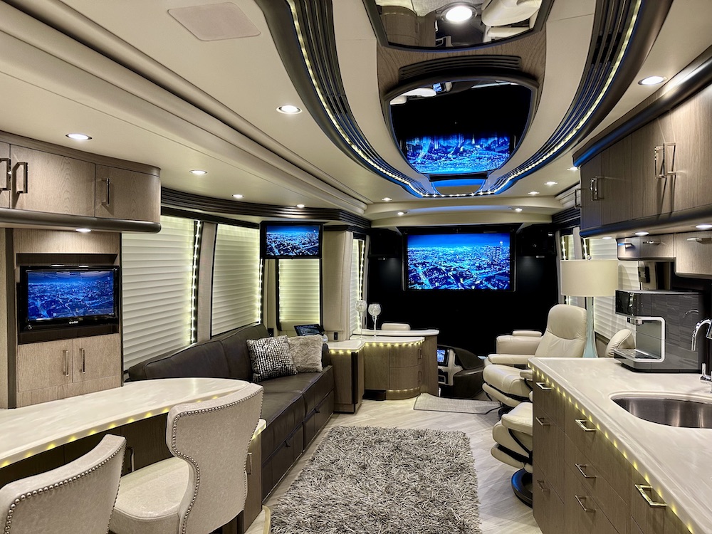 2017 Prevost Liberty H3-45 For Sale