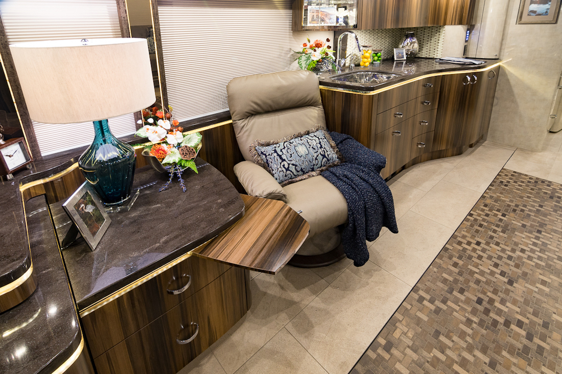 2017 Prevost Marathon H3-45 For Sale