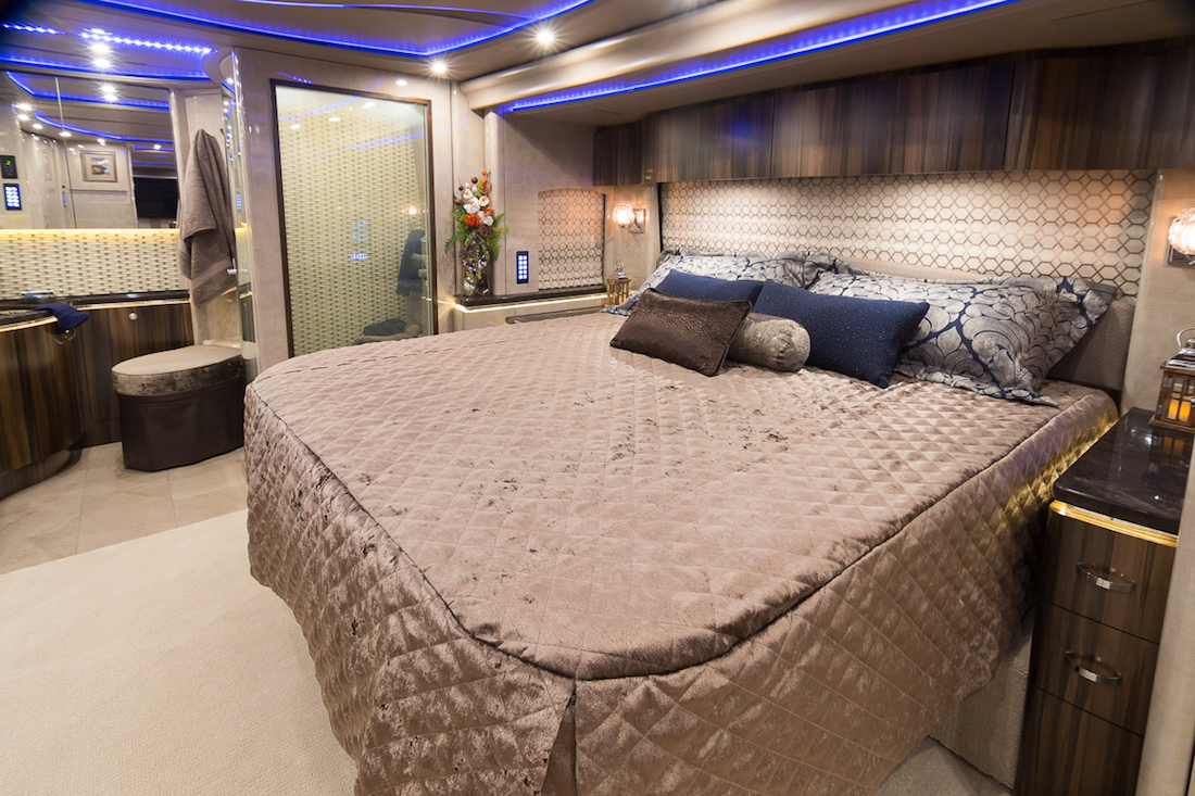 2017 Prevost Marathon H3-45 For Sale