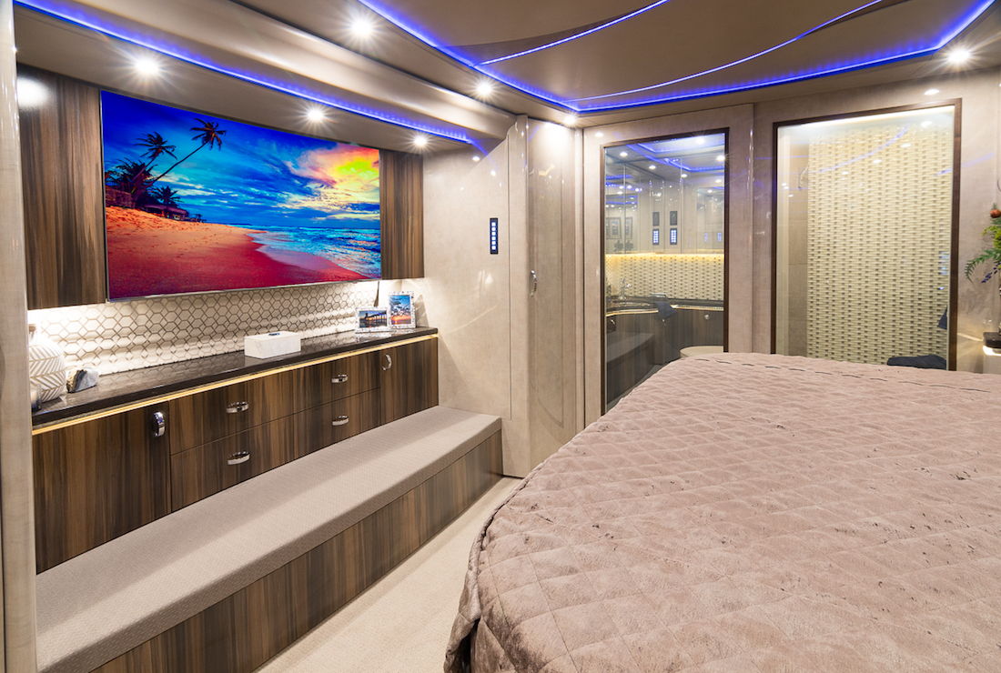 2017 Prevost Marathon H3-45 For Sale