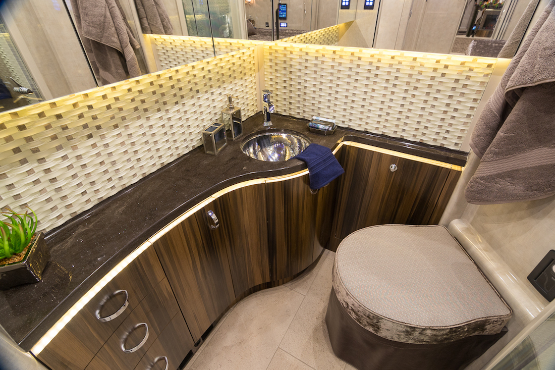 2017 Prevost Marathon H3-45 For Sale