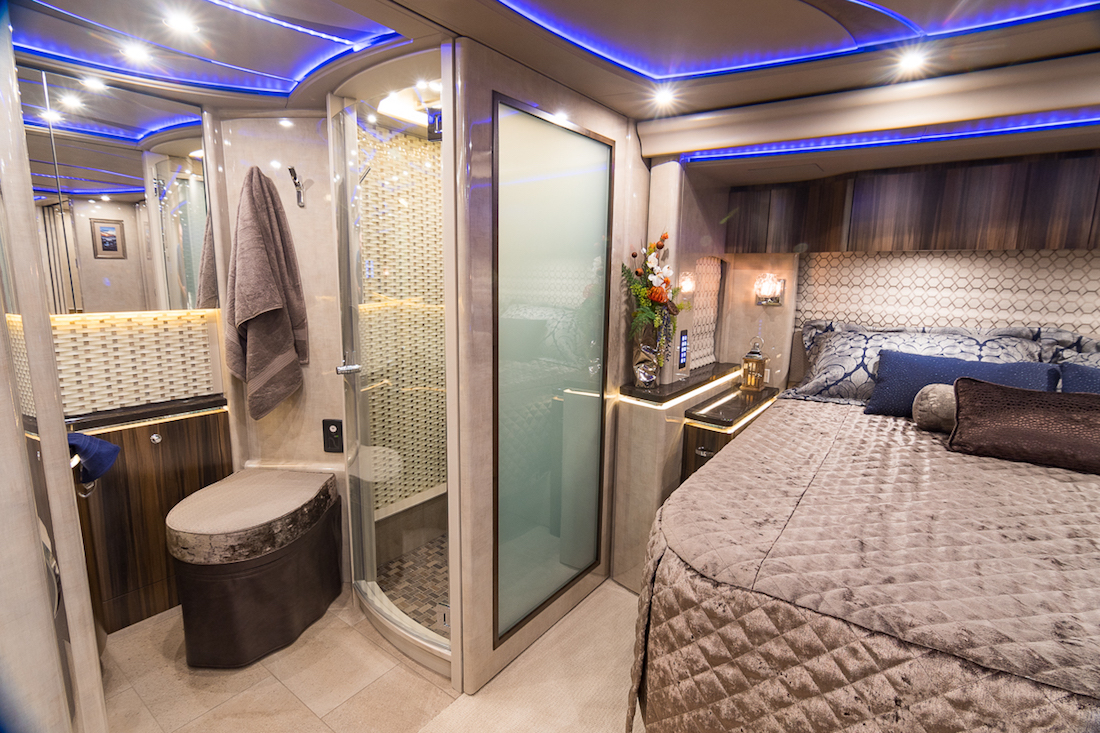 2017 Prevost Marathon H3-45 For Sale