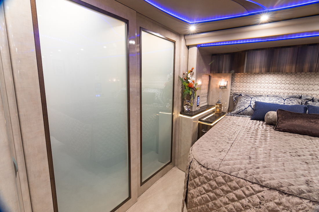 2017 Prevost Marathon H3-45 For Sale